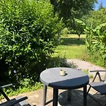 Le Petit Paradis De Marcelise Πανσιόν Le Ponchel