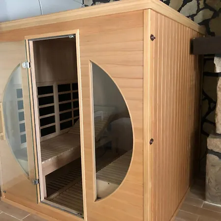 게스트하우스 Le Petit Paradis De Marcelise 4*